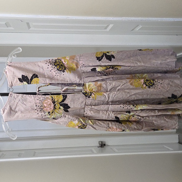 Star Studios Blush Floral Boho Midi Dress Sleeveless Tie Neck Flowing A-Line - Picture 6 of 8